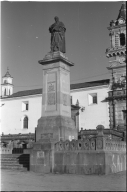 Statue to Federico Gonazalez Suarez