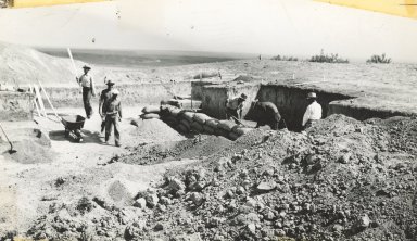 Excavation workers at Lindenmeier site