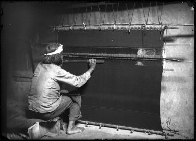 Weaver in Kiva