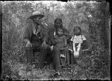 Sioux man, wife and 2 children