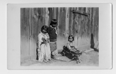 Jicarilla Apache children