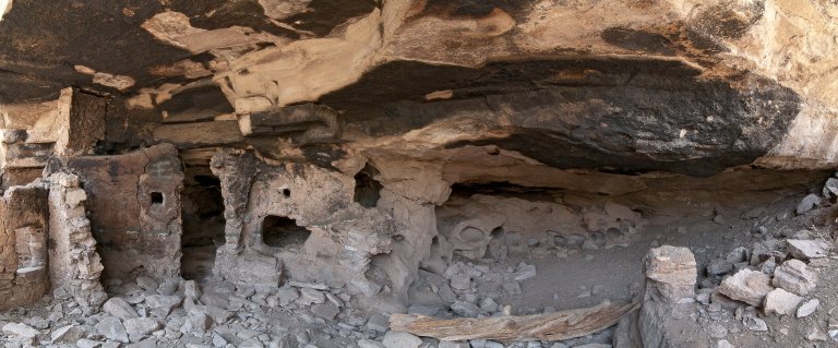 Stitched panoramic view of the Hinkle Park Cliff Dwelling.